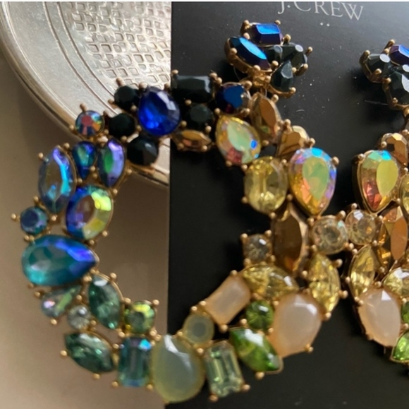 NWT J CREW WREATH CIRCLE RHINESTONE GEMSTONE DARK SEA GREEN EARRINGS - Picture 4 of 14